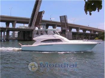 Bertram Yacht 630 Convertible