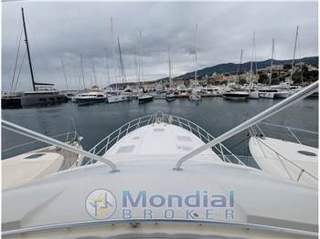 Bertram Yacht 630 Convertible