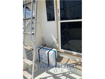 Bertram Yacht 37' Convertible