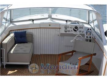 Bertram Yacht 25' HT
