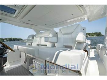 Tiara Yachts 43LS