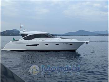 Tiara Yachts 5800 Sovran
