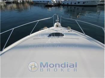 Tiara Yachts 5800 Sovran
