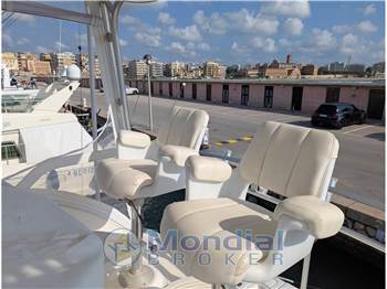 Tiara Yachts 3900 Convertible