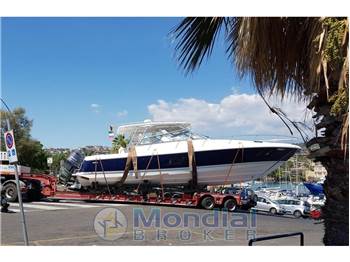 Intrepid 475 Sport Yacht