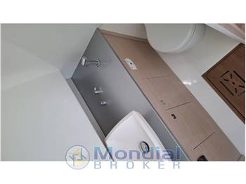 SACS MARINE STRIDER 11 SUNDECK