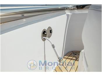 INVICTUS YACHT INVICTUS TT 420