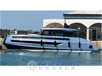 Invictus ST 550 Deep Grove Distinct