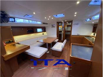 beneteau Oceanis 48