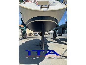 Bavaria 38 cruiser