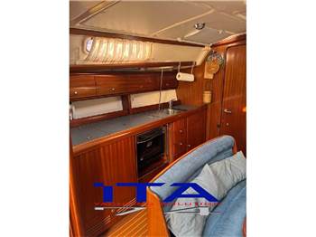Bavaria 38 cruiser