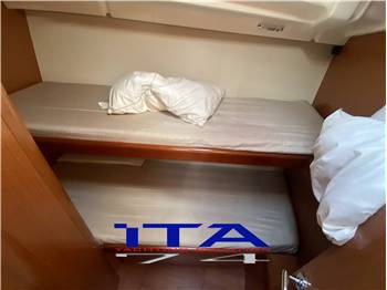 Beneteau Oceanis 43