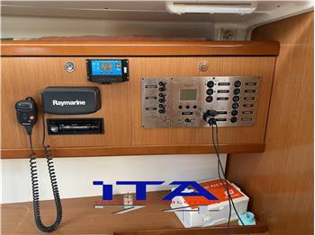 Beneteau Oceanis 43