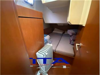Beneteau Oceanis 38.1