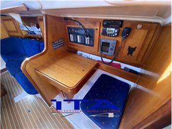 comar yachts comet 33 sport