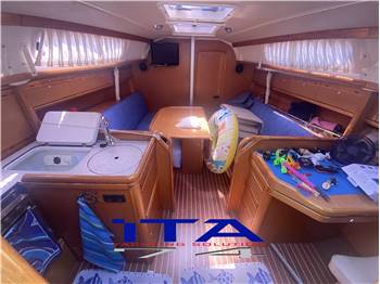 Bavaria 31 cruiser