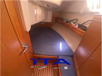 Bavaria 31 cruiser