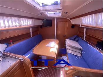 Bavaria 31 cruiser