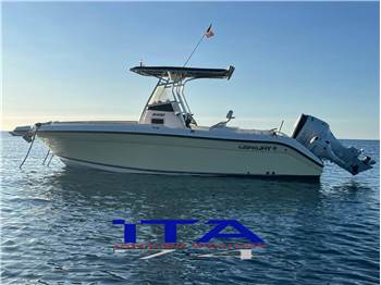 Century boats Century 2400 CC
