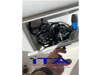 Century boats Century 2400 CC
