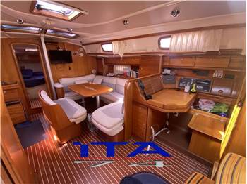 bavaria 42 cruiser