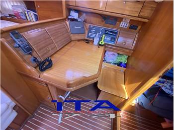 bavaria 42 cruiser