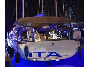 Bavaria yachts C45 Style