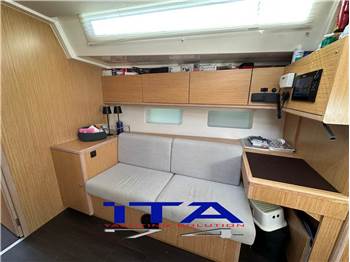 Bavaria yachts C45 Style