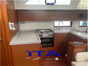 Beneteau Oceanis 51.1