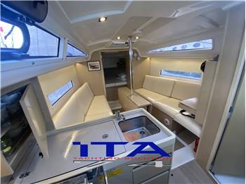 Beneteau Oceanis 30.1