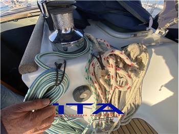 Beneteau Oceanis 393