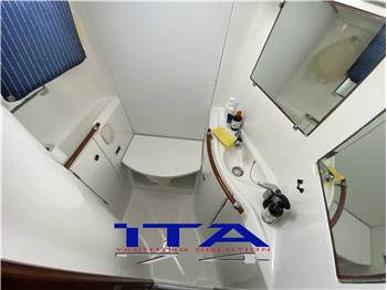 Beneteau Oceanis 393