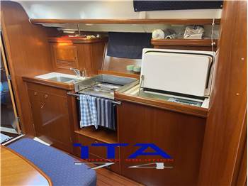 Beneteau Oceanis 393