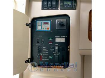 Sea Ray Sundancer 300