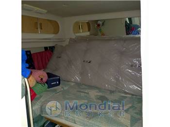 Sea Ray Sundancer 300