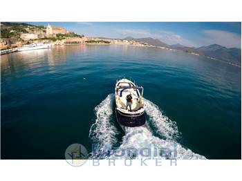 CANTIERI NAUTICI VENERE VENERE 25