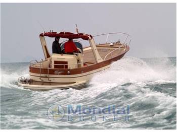 CANTIERI NAUTICI VENERE 28 OPEN