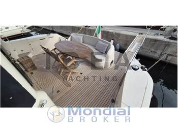 Fairline SQUADRON 62