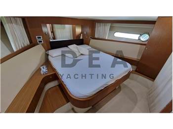 Ferretti Yachts FERRETTI 592