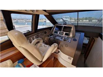 Ferretti Yachts FERRETTI 592