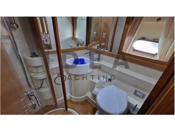 Ferretti Yachts FERRETTI 592