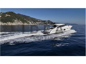 Princess Yachts V72
