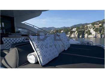Princess Yachts V72