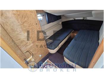 Princess Yachts Princess 420 Fly