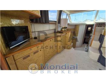 Princess Yachts Princess 420 Fly