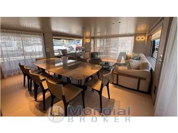 Custom Line Navetta 30