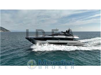 Riva 102 Corsaro Super
