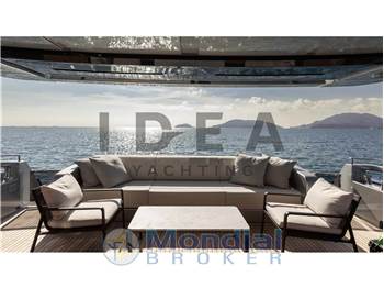 Riva 102 Corsaro Super