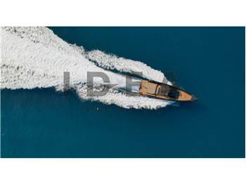 Wally Tender 43