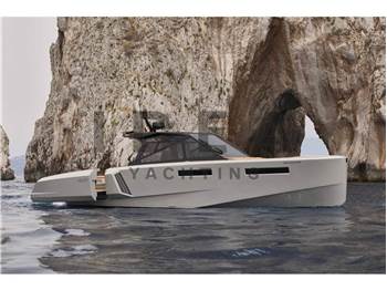 Evo Yachts R4+